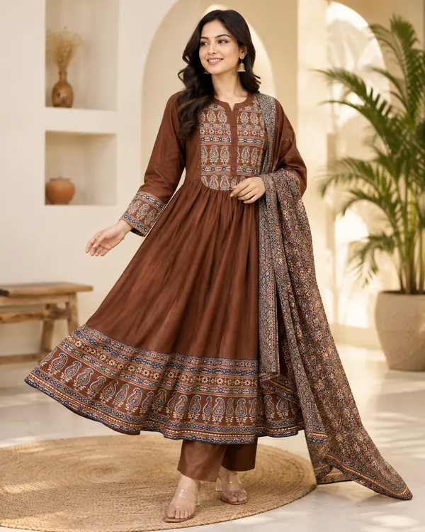 Women's_Premium_Cotton_Flared_Kurta_Pant_&_Printed_Malmal_Dupatta_Set