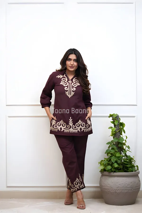 Women_Premium_Cotton_Flex_Co-Ord_Set_with_Thread_Embroidery_Kurta_and_Pants
