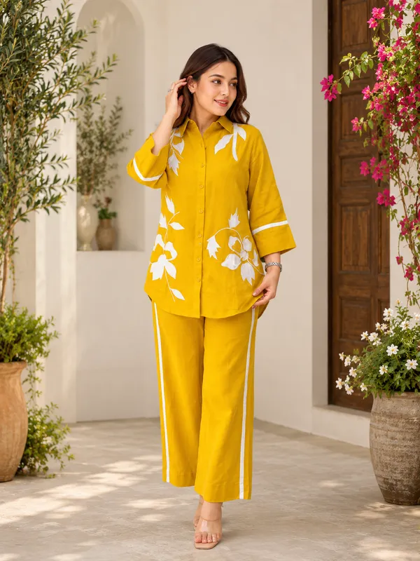 Stylish_Cotton_Slub_Floral_Shirt_Co-Ord_Set
