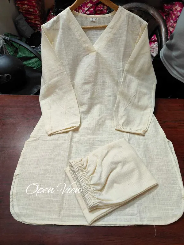White_Stylish_Cotton_Slub_Kurta_And_Pant_Set_For_Women