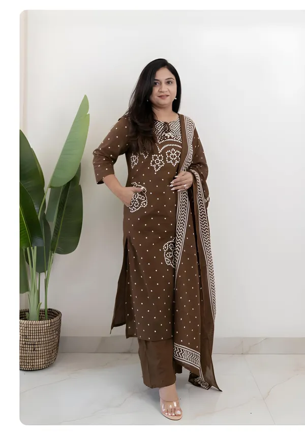 Women_Stylish_Cotton_Bandhani_Print_Kurta_Pant_Dupatta_Set_with_Mirror_and_Kodi_Work