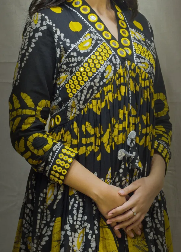 Black_Cotton_Embroidered_Kurta_Dress_With_Mirror_Work
