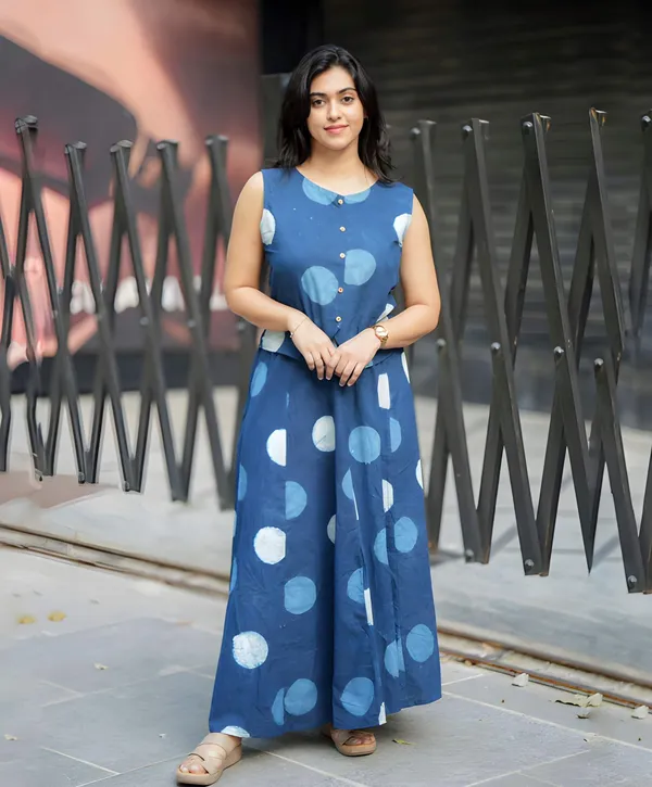Women_Printed_Cotton_Top_And_Skirt_Set