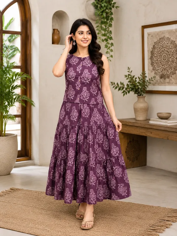 Trending_Cotton_Printed_Sleeveless_Top_and_Tiered_Skirt_Co-Ord_Set