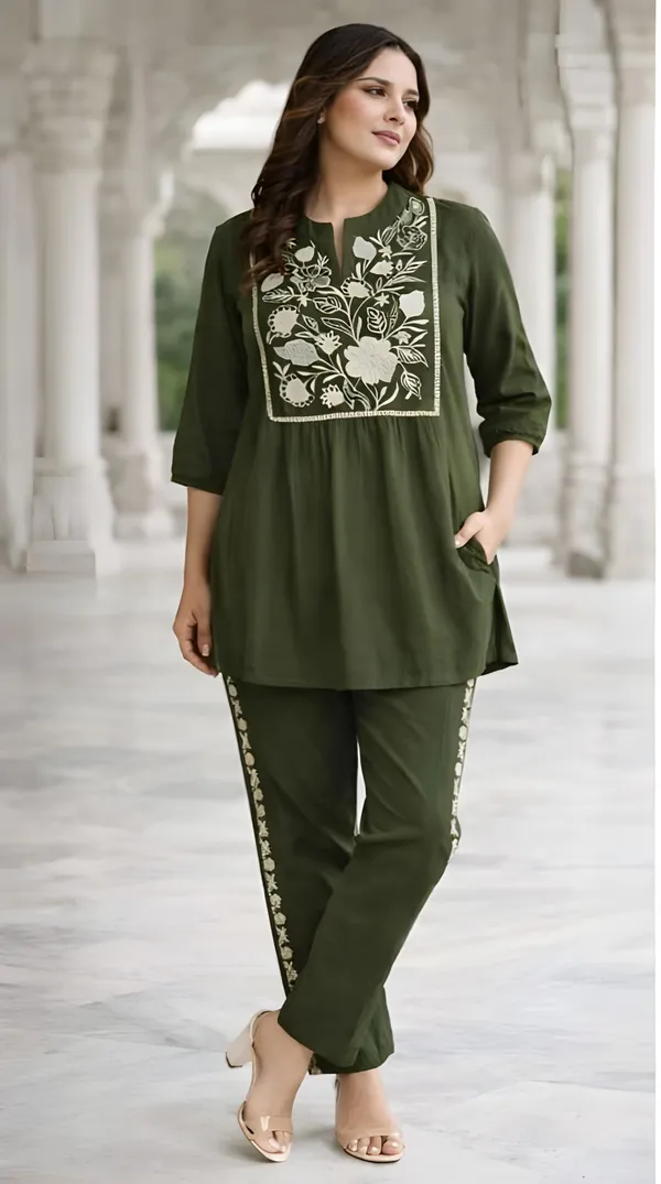 Women_Embroidered_Cotton_Co-Ord_Set