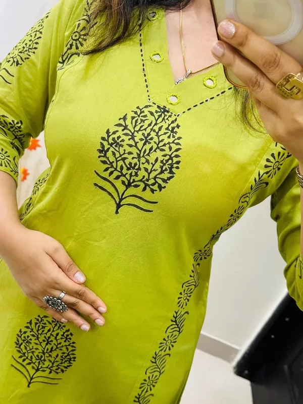 Designer_Cotton_Kurti_Pant_Set_with_Hand_Block_Print_and_Mirror_Detailing_—_chic_Two-Piece_Ensemble_for_Festive_and_Everyday_Wear