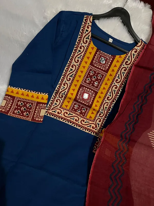 Women_Printed_Cotton_Kurta_Pant_Dupatta_Set