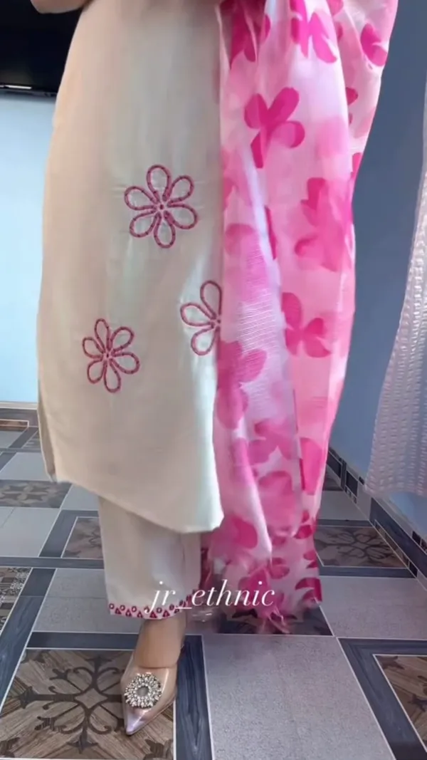 Beautiful_Cotton_Flex_Kurti_Set_with_Kotadoriya_Dupatta