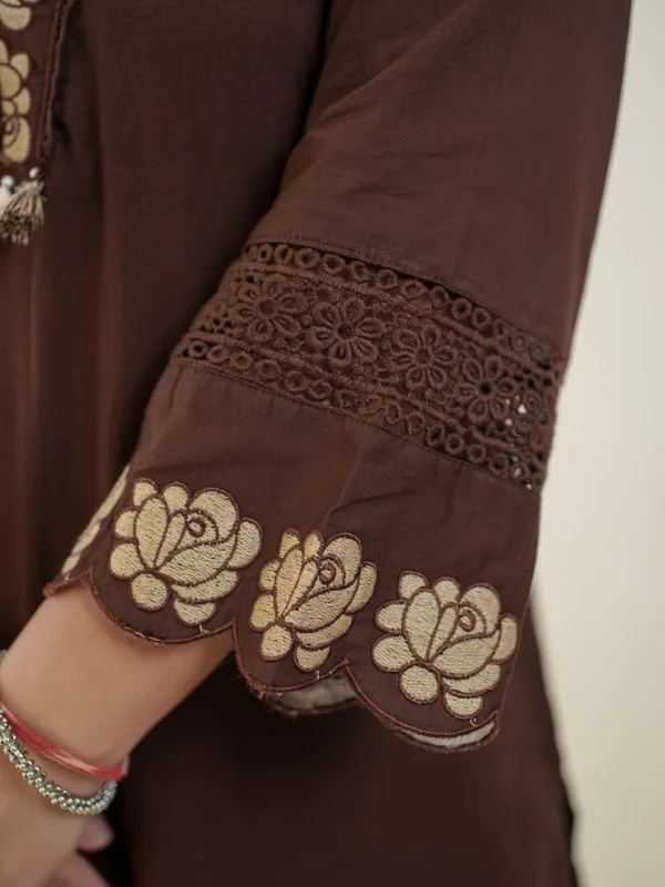 Brown_Cotton_Embroidered_Kurta_Pant_Dupatta_Set_with_Lace_Detailing