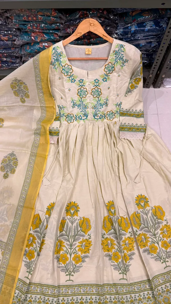 chic_Trending_Pure_Cotton_Embroidered_Anarkali_Kurta_Pant_&_Dupatta_Set