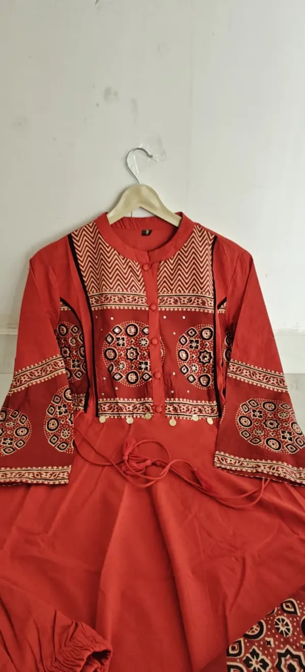Trending_Printed_Cotton_Anarkali_Kurta_Pant_Dupatta_Set_with_Sequence_Katha_Work