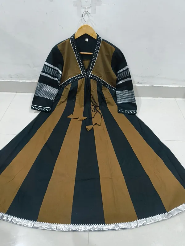 Black_&_Brown_Jaipuri_Block_Print_Anarkali_Kurta_With_Mirror_Work