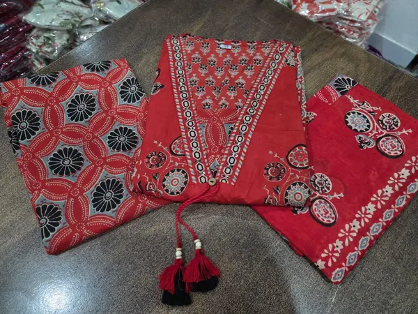 Trending_Hand_Work_Cotton_Anarkali_Kurta_Palazzo_&_Dupatta_Ethnic_Set