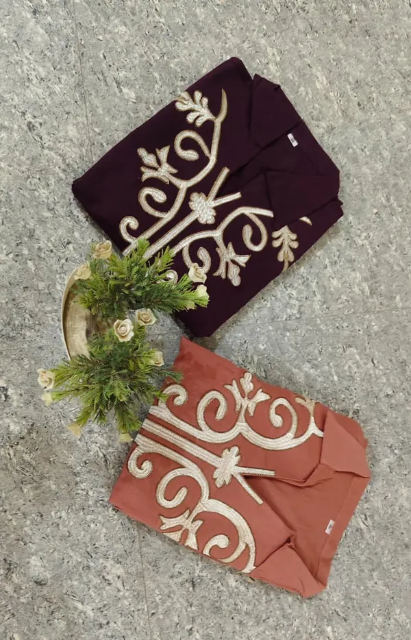 Women_Premium_Cotton_Flex_Co-Ord_Set_with_Thread_Embroidery_Kurta_and_Pants
