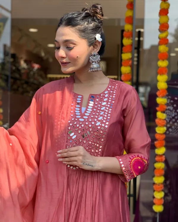 Peach_Handcrafted_Embroidered_Pure_Cotton_Kurta,_Pant_&_Dupatta_Set