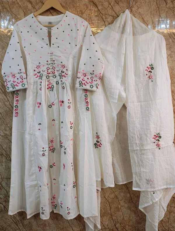 Women's_Premium_Cotton_Embroidered_Kurta_Pant_&_Dupatta_Set