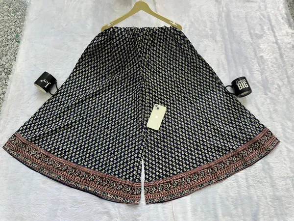 Women's_Premium_Cotton_Printed_Gopi_Kurti_Sharara_&_Malmal_Dupatta_Set