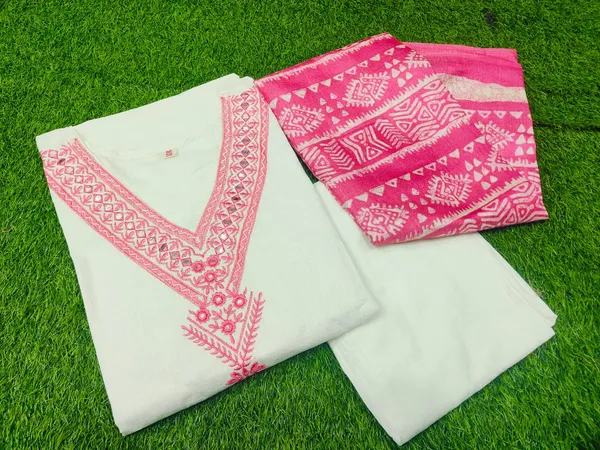 Pink_Pure_Katha_Cotton_Kurti_Set_With_Exquisite_Embroidery_&_Silk_Dupatta