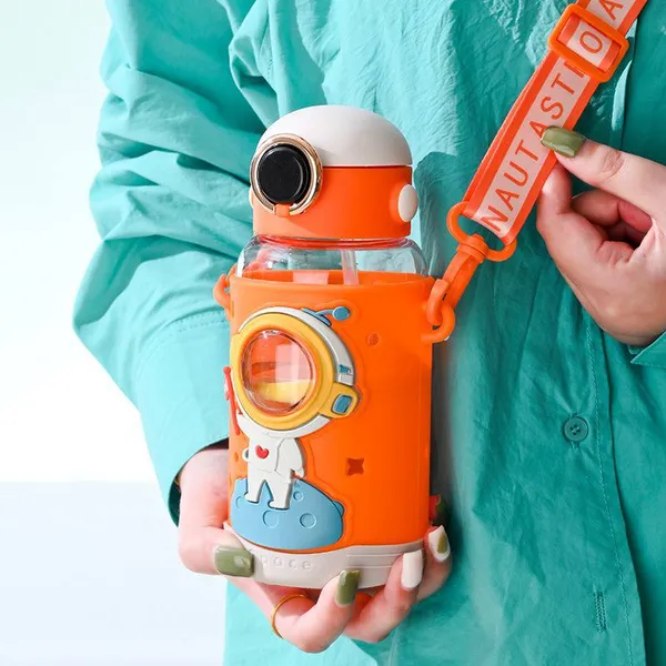 Multicolor_Astronaut_High-Quality_Water_Bottle_Bpa-Free,_Leakproof,_Durable_Water_Bottle_For_Kids,_Space-Themed_Design,_600Ml