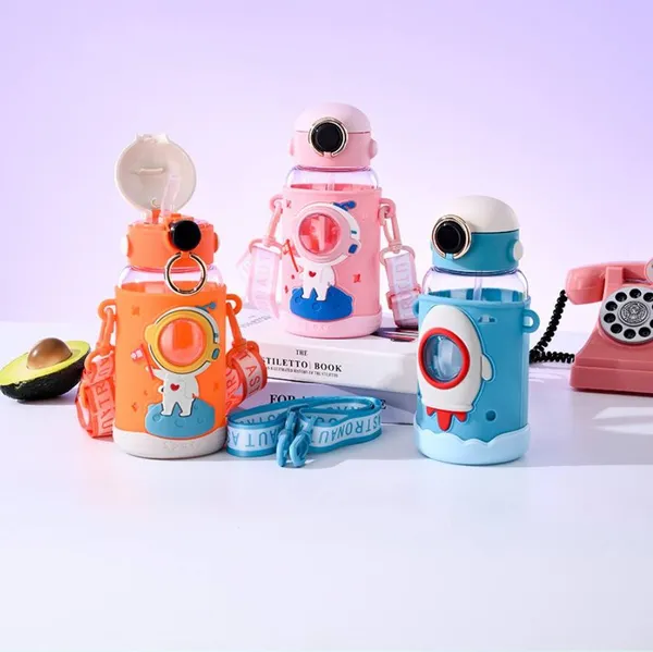 Multicolor_Astronaut_High-Quality_Water_Bottle_Bpa-Free,_Leakproof,_Durable_Water_Bottle_For_Kids,_Space-Themed_Design,_600Ml
