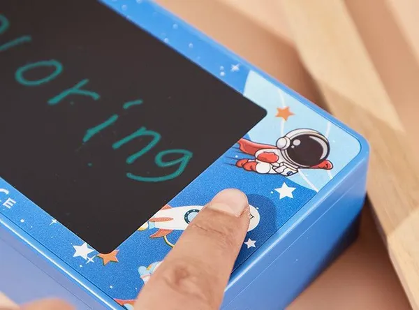 Multicolor_Led_Writing_Screen_Pencil_Box_Multi-Functional_Kids'_Pencil_Box_With_Built-In_Led_Writing_Screen_And_Stylus,_Spacious_Storage_For_Stationery