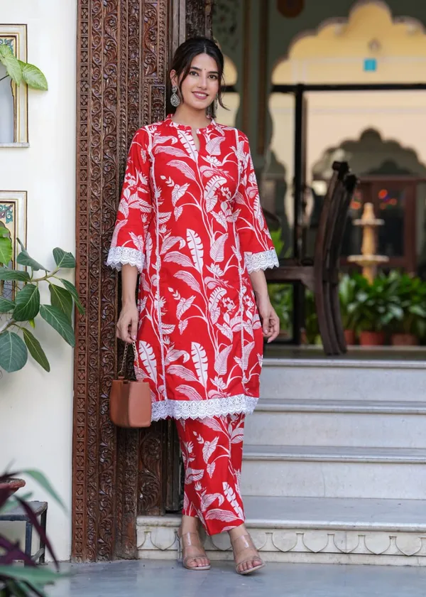 Red_Stylish_Printed_Cotton_Kurta_Pant_Set_For_Women