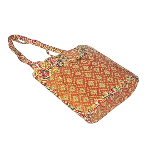 MONTISA__Elegant_Madurkathi_Tote_Bag_for_Women_|_Shoulder_Bag_with_Zip_Closure_&_Single_Compartment
