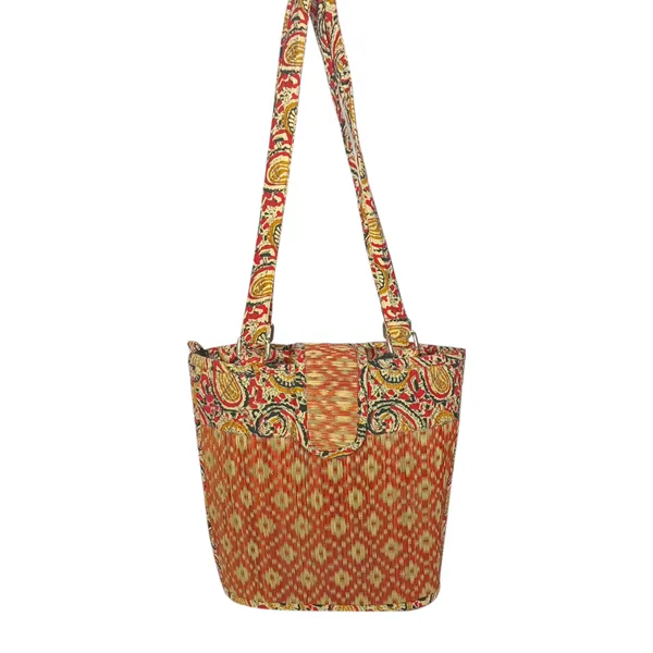 MONTISA__Elegant_Madurkathi_Tote_Bag_for_Women_|_Shoulder_Bag_with_Zip_Closure_&_Single_Compartment