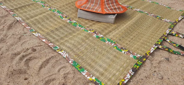 Chatai_Floor_Mat_|_Foldable_Handwoven_Organic_|Made_With_Madurkathi_|_Best_For_Sleeping,_Sitting,_Yoga