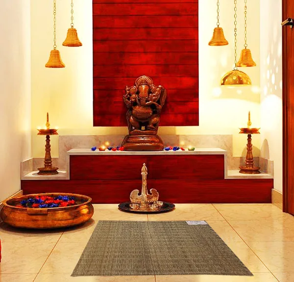 Pooja_Aasan_|_Foldable_Handwoven_Organic_|Made_With_Madurkathi_|_Best_For_Japa,_Sitting,_Meditation