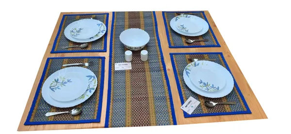 Pack_Of_4_Table_Mat_With_Runner_And_4_Coasters_|_Foldable_Handwoven_Organic_|Made_With_Madurkathi