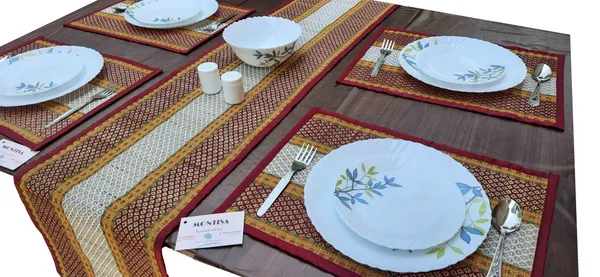 Pack_Of_4_Table_Mat_With_Runner_And_4_Coasters_|_Foldable_Handwoven_Organic_|Made_With_Madurkathi