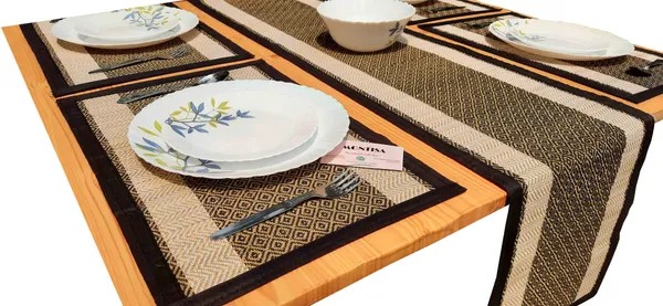 Pack_Of_4_Table_Mat_With_Runner_And_4_Coasters_|_Foldable_Handwoven_Organic_|Made_With_Madurkathi