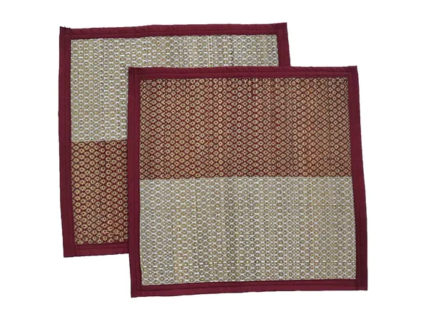 Pooja_Aasan_|_Foldable_Handwoven_Organic_|Made_With_Madurkathi_|_Best_For_Japa,_Sitting,_Meditation