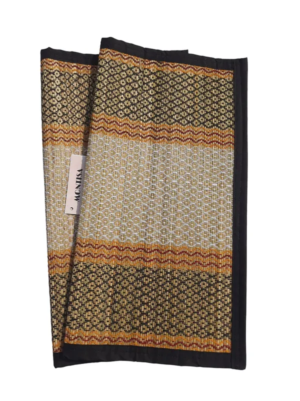 Pooja_Aasan_|_Foldable_Handwoven_Organic_|Made_With_Madurkathi_|_Best_For_Japa,_Sitting,_Meditation