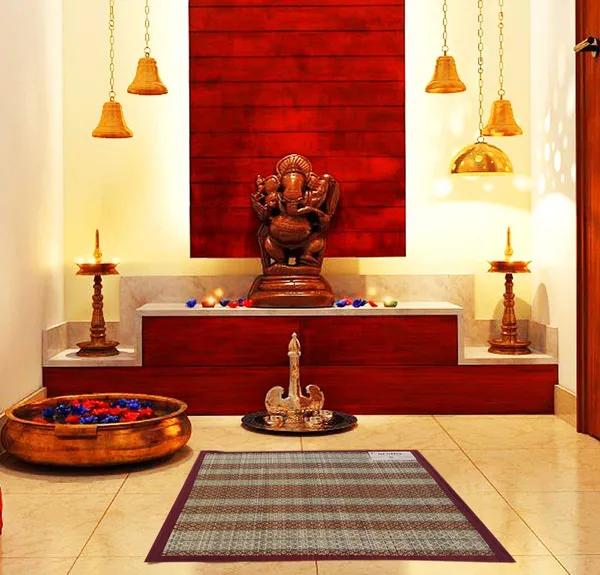 Pooja_Aasan_|_Foldable_Handwoven_Organic_|Made_With_Madurkathi_|_Best_For_Japa,_Sitting,_Meditation