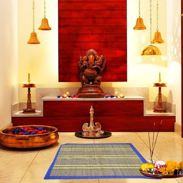 Pooja_Aasan_|_Foldable_Handwoven_Organic_|Made_With_Madurkathi_|_Best_For_Japa,_Sitting,_Meditation