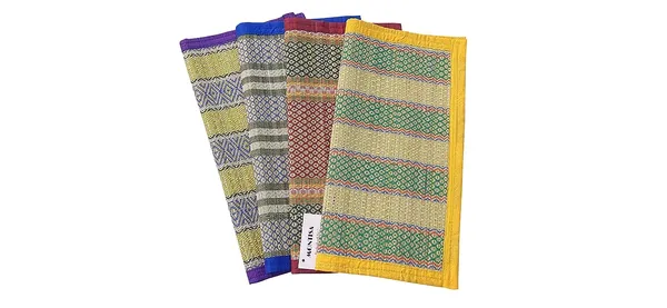 Pooja_Aasan_|_Foldable_Handwoven_Organic_|Made_With_Madurkathi_|_Best_For_Japa,_Sitting,_Meditation
