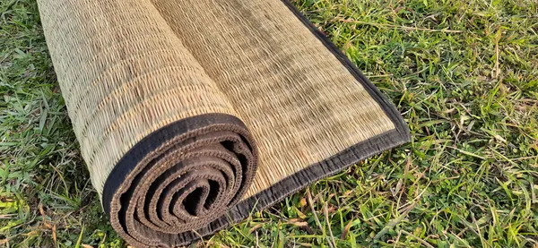 Chatai_Floor_Mat_|_Foldable_Handwoven_Organic_|Made_With_Madurkathi_|_Best_For_Sleeping,_Sitting,_Yoga