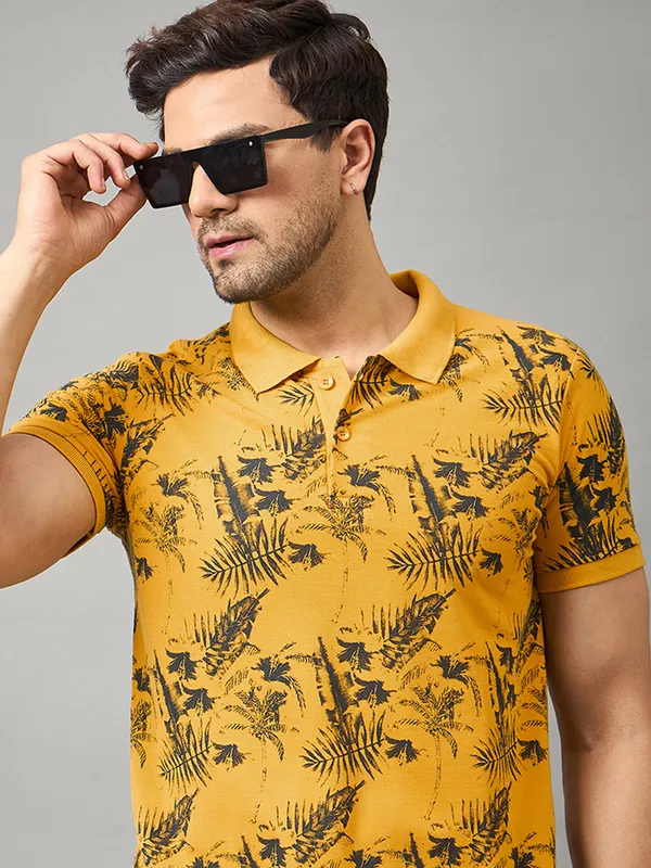 Yellow_Graphic_Print_Polo_Neck_Cotton_Blend_T-Shirt_For_Men