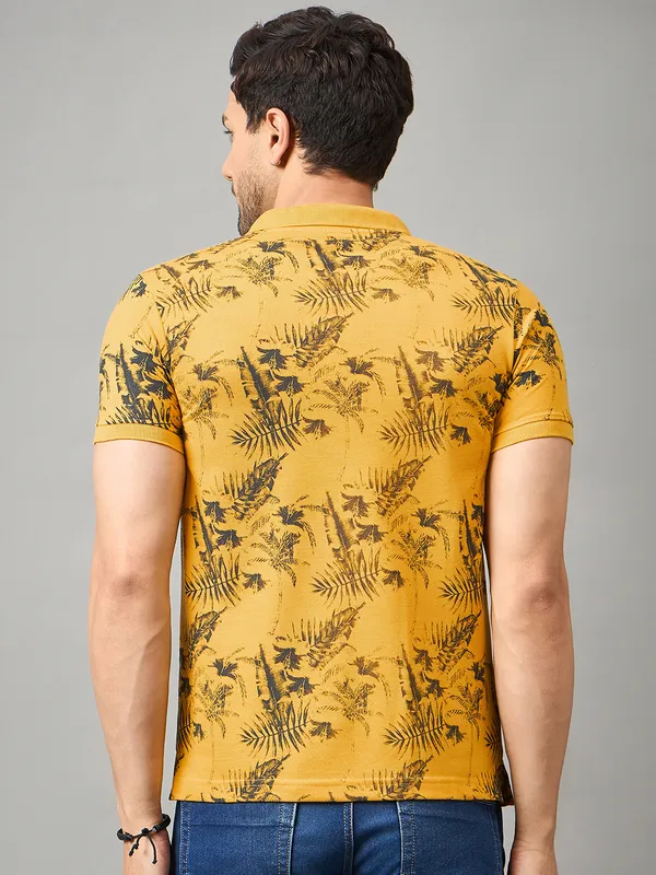 Yellow_Graphic_Print_Polo_Neck_Cotton_Blend_T-Shirt_For_Men