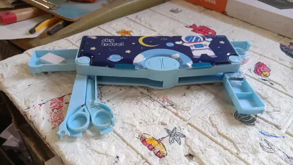 Multicolor_Multifunctional_Pencil_Box_For_Kids