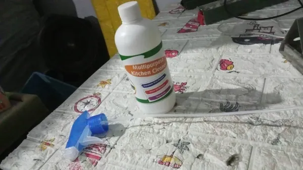 Multicolor_Non-Flammable_Non_Toxic_Magic_Degreaser_Spray_For_Kitchen_Gas_Stove_Cleaning_(500_Ml)