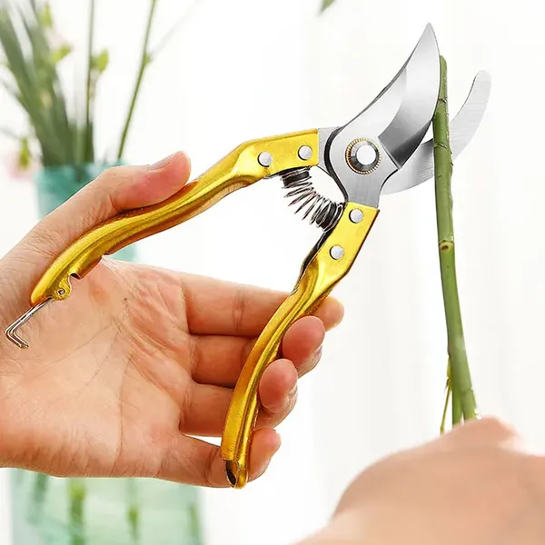 Yellow_Gardening_Tools_|_Shears_Pruners_Scissor