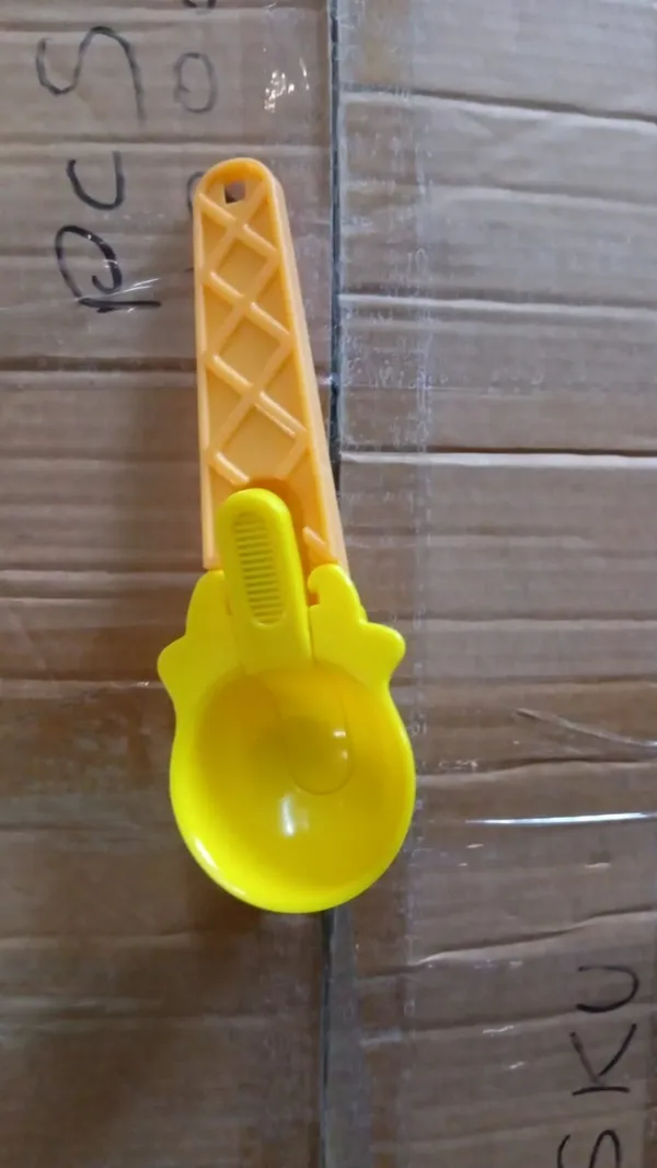 Multicolor_Ice_Cream_Digging_Spoon_(2_Pc)