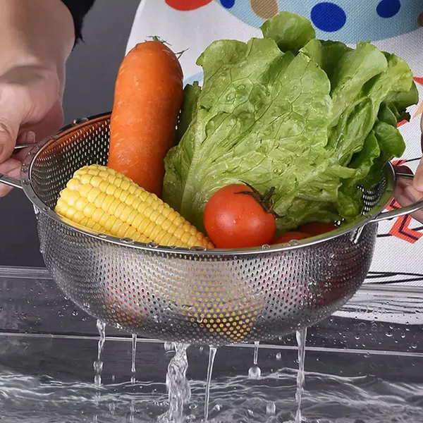 Silver_Stainless_Steel_Large_Metal_Mesh_Colander_With_Handle