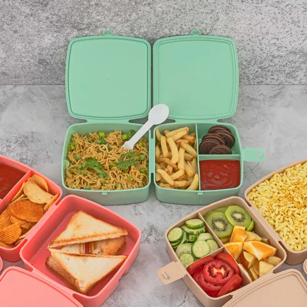 Multicolor_Plastic_Double-Layer_Square_4_Compartment_Tiffin_&_Push_Lock_With_Spoon