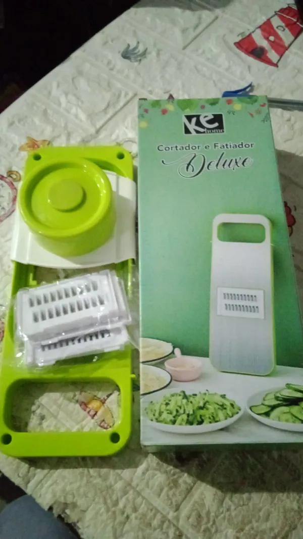 Multicolor_Stainless_Steel_Foldable_Vegetable_Slicer_&_Cutter