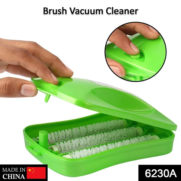 Multicolor_Plastic_Handheld_Carpet_Roller_Brush_Cleaning_With_Dust_Crumb_Collector
