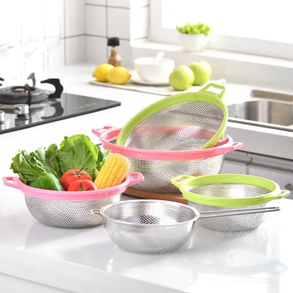 Multicolor_Stainless_Steel_Colander_With_Handle_-_Large_Metal_Mesh_Basket_Strainer_(1_Pc)